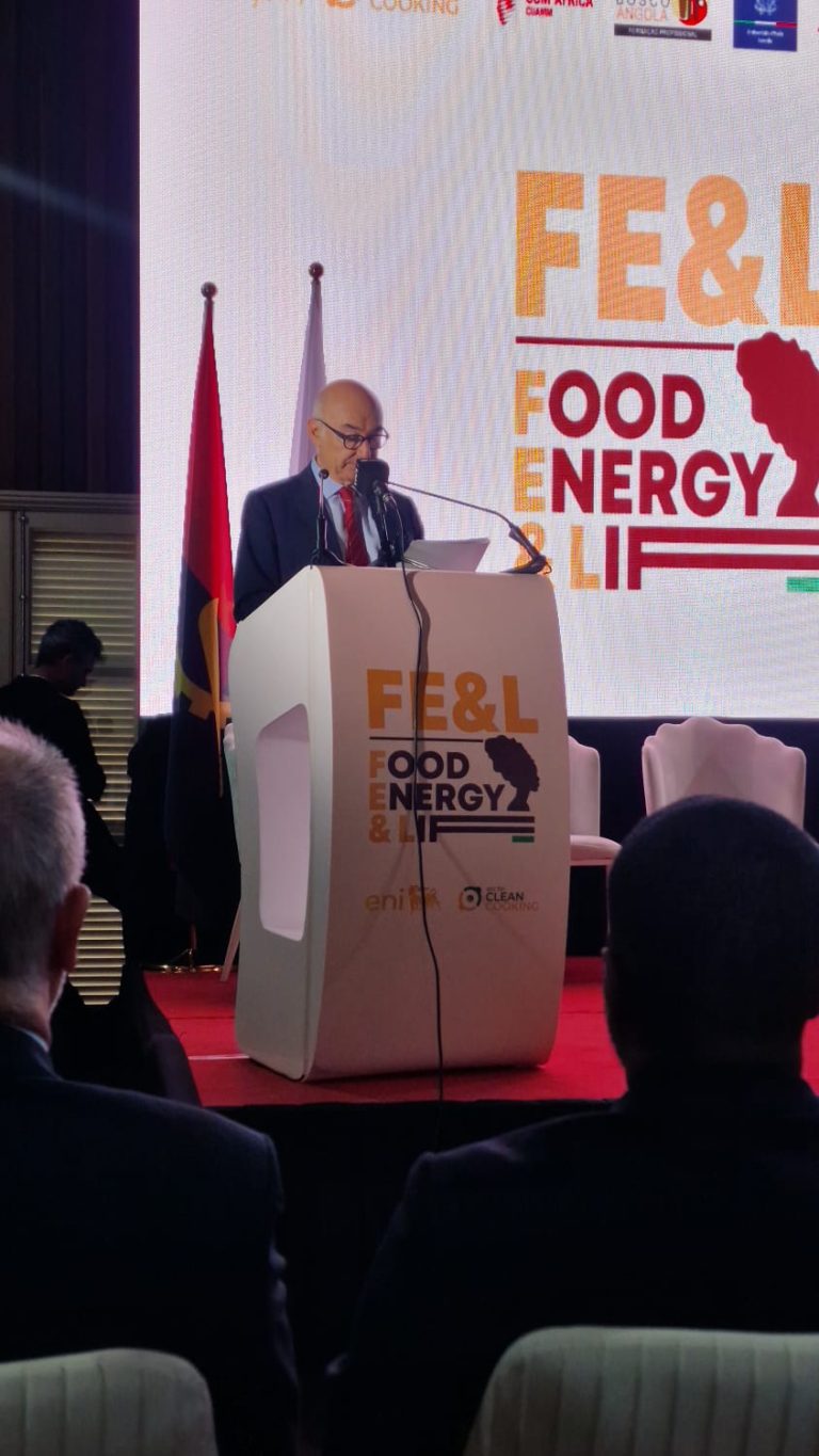 WhatsApp Image 2025-11-20 at 16.22.44