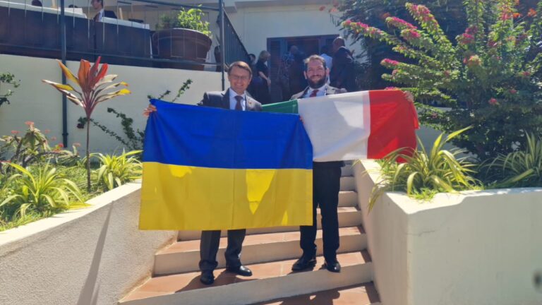 Cerimonia per l’Ucraina 4º anniversario